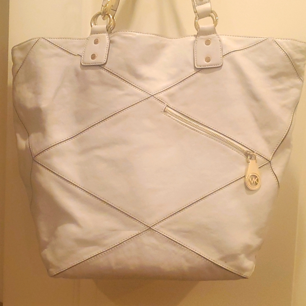 Michael Kors Tote Bag - White - Picture 2 of 4